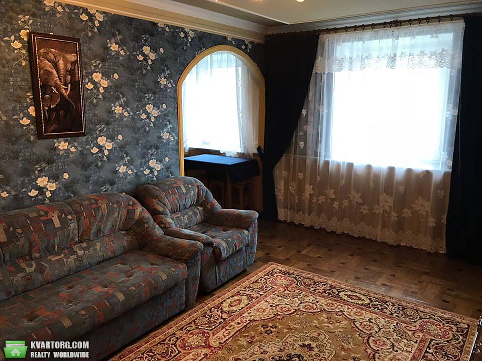 Rent out 1-room apartment. Киев,  Щорса — photo 4