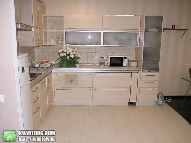 Rent out 1-room apartment. Киев,  Никольско-Слободская — photo 4