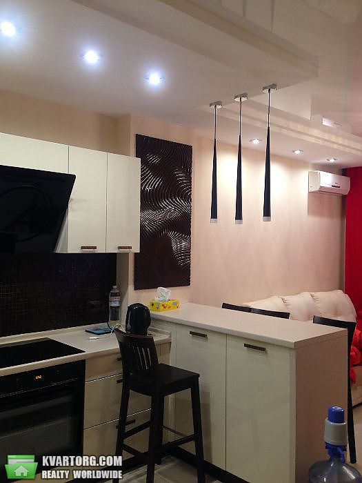 Sell 2-room apartment. Киев,  Голосеевская — photo 1