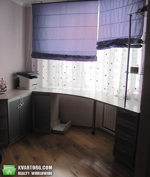 Rent out 3-room apartment. Киев, Бажана — photo 8