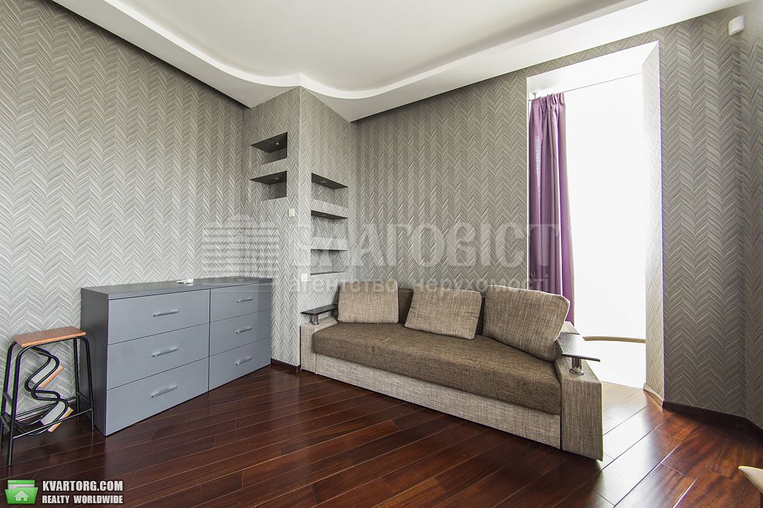 Rent out 3-room apartment. Киев,  Подвысоцкого — photo 4