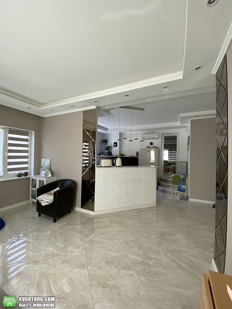 Sell 3-room apartment. Киев, Соляная — photo 3