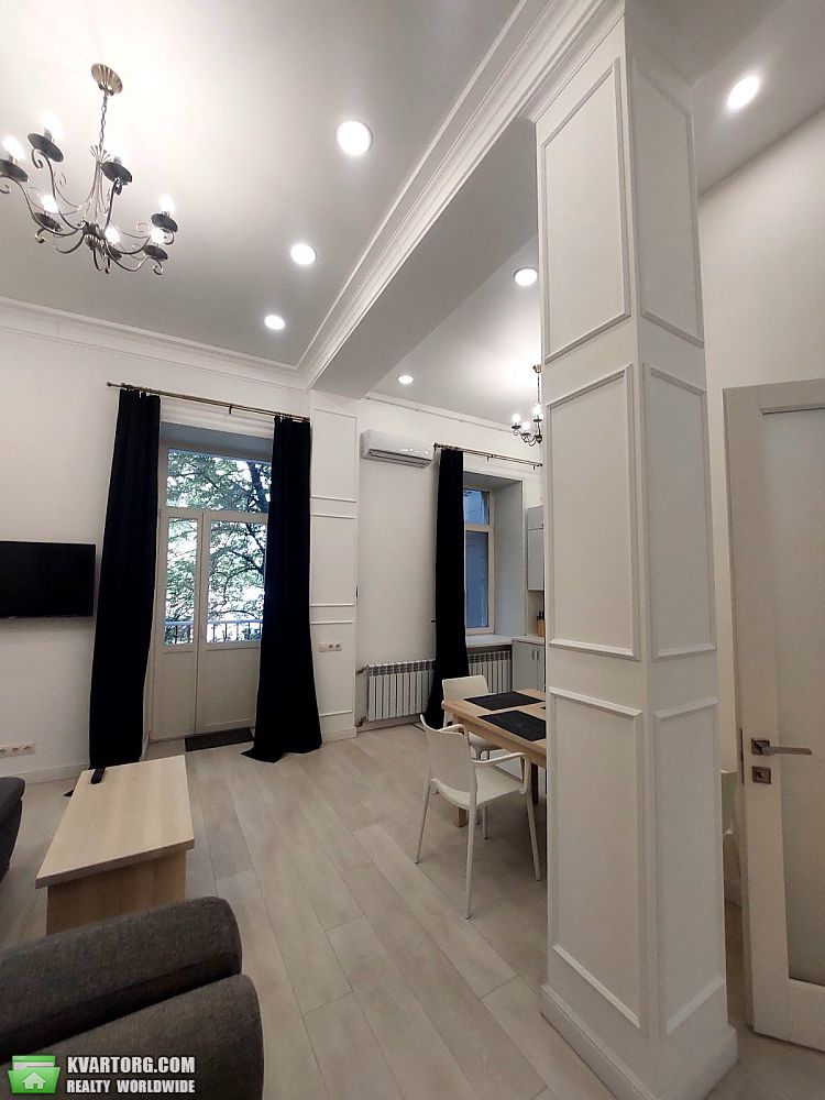 Rent out 2-room apartment. Киев, Володимирська — photo 6