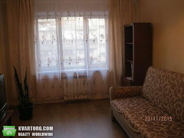 Rent out 2-room apartment. Киев,  Курчатова — photo 1