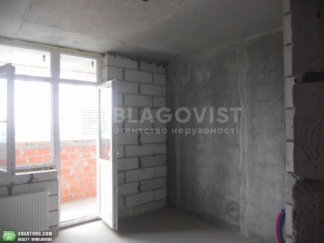 Sell 3-room apartment. Киев,  Ревуцкого — photo 2