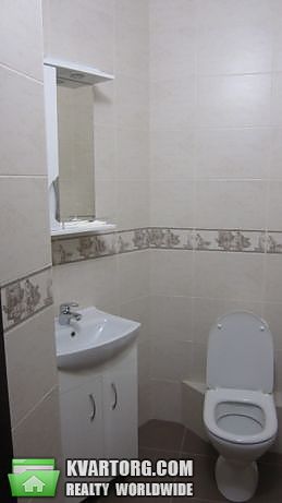 Rent out 3-room apartment. Киев, Стешенко — photo 9