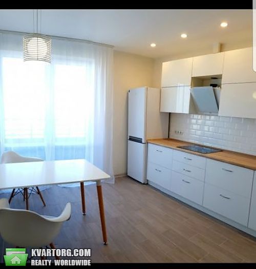 Rent out 1-room apartment. Киев,  Шолуденко — photo 1