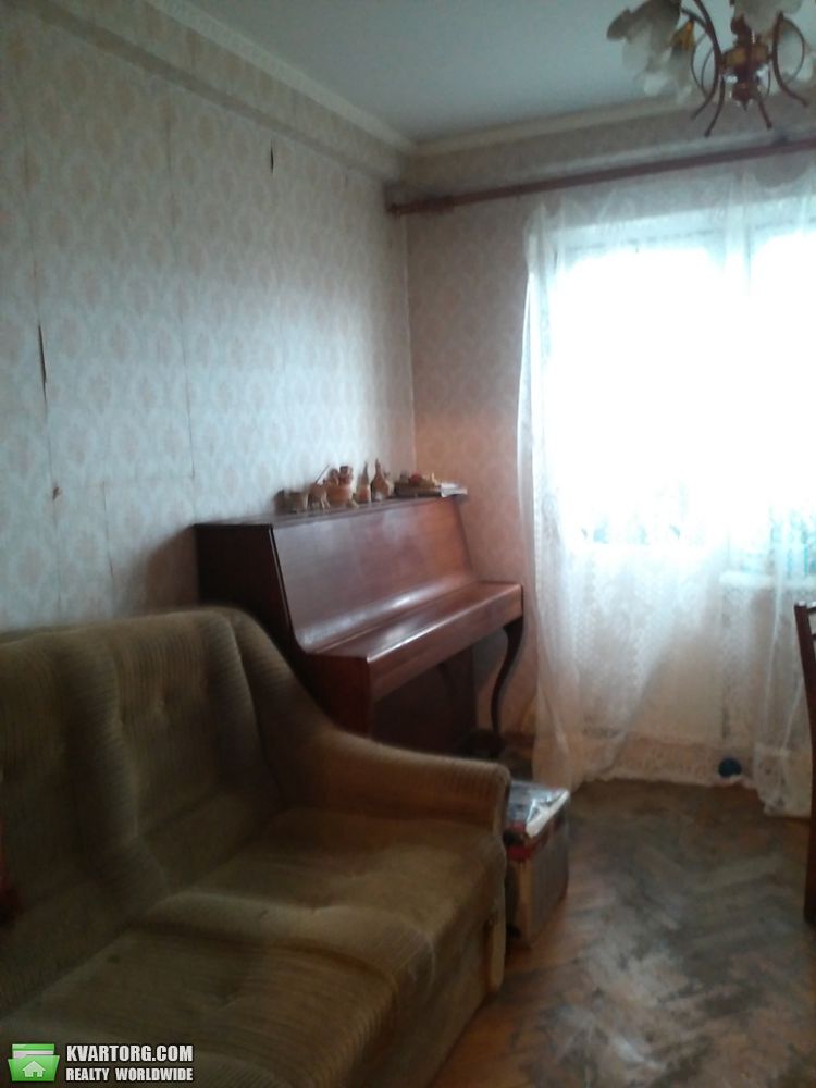 Sell 4-room apartment. Киев,  Миропольская — photo 1