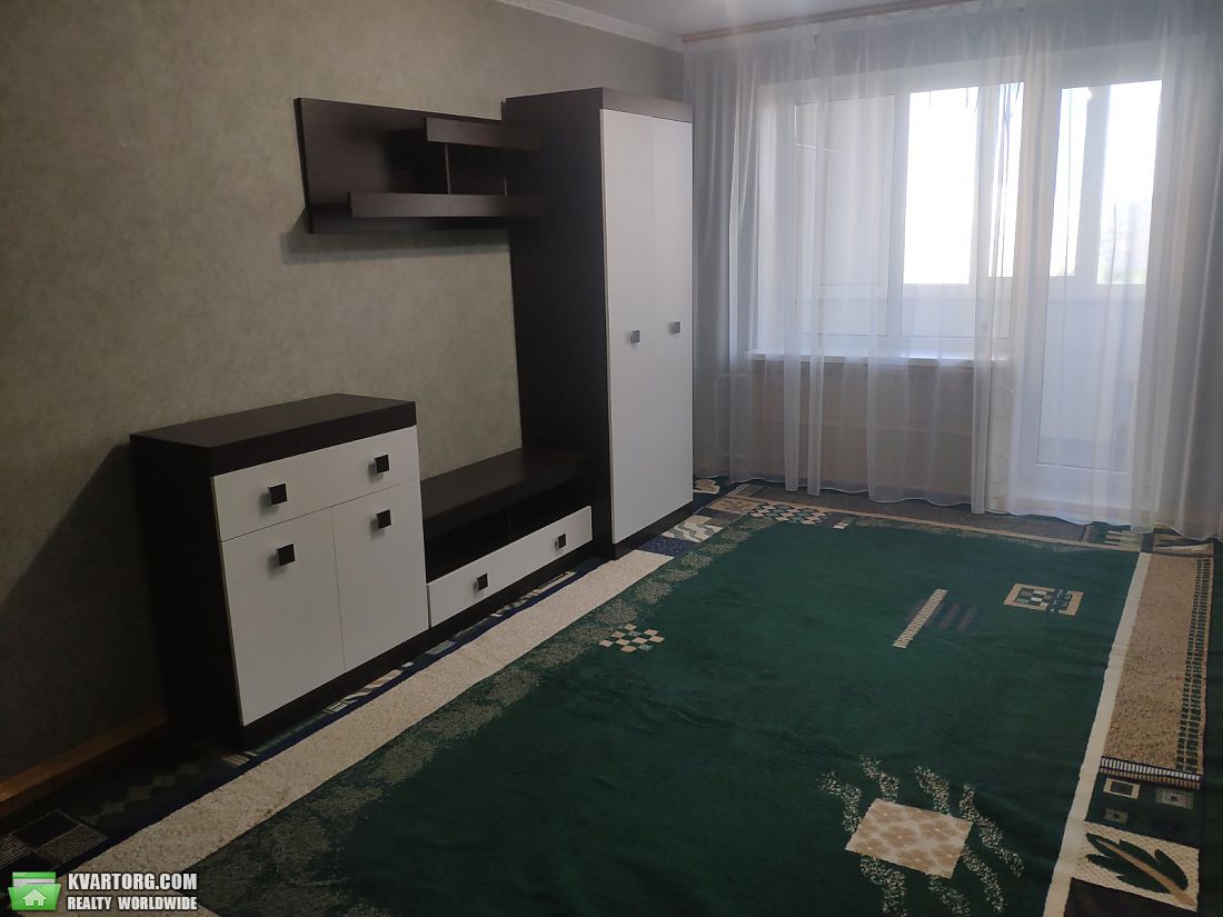 Rent out 2-room apartment. Днепропетровск, Березинская — photo 1