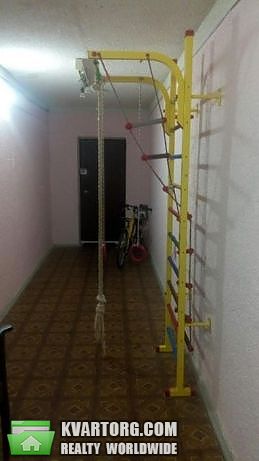 Rent out 2-room apartment. Киев,  Святошинская пл — photo 7