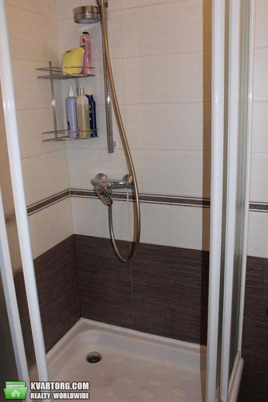 Rent out 3-room apartment. Киев,  Краснова — photo 9