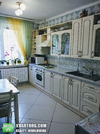 Sell 4-room apartment. Киев,  Приречная — photo 1