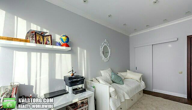 Sell 3-room apartment. Киев,  Старонаводницкая — photo 8