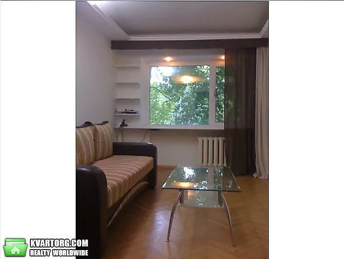 Rent out 2-room apartment. Киев,  Гарматная — photo 1