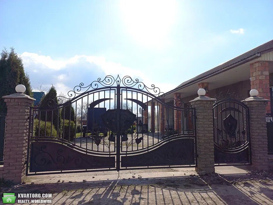 Sell house. Черновцы, Центральная — photo 2