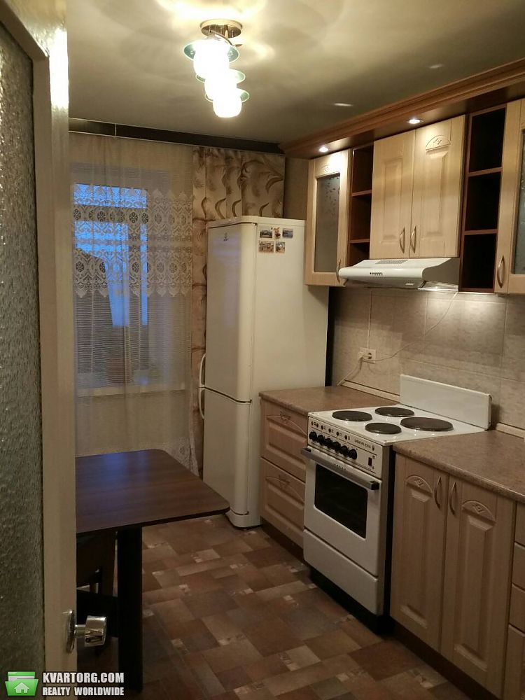 Rent out 1-room apartment. Киев, Драйзера — photo 1