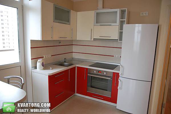 Rent out 2-room apartment. Киев,  Вильямса — photo 1