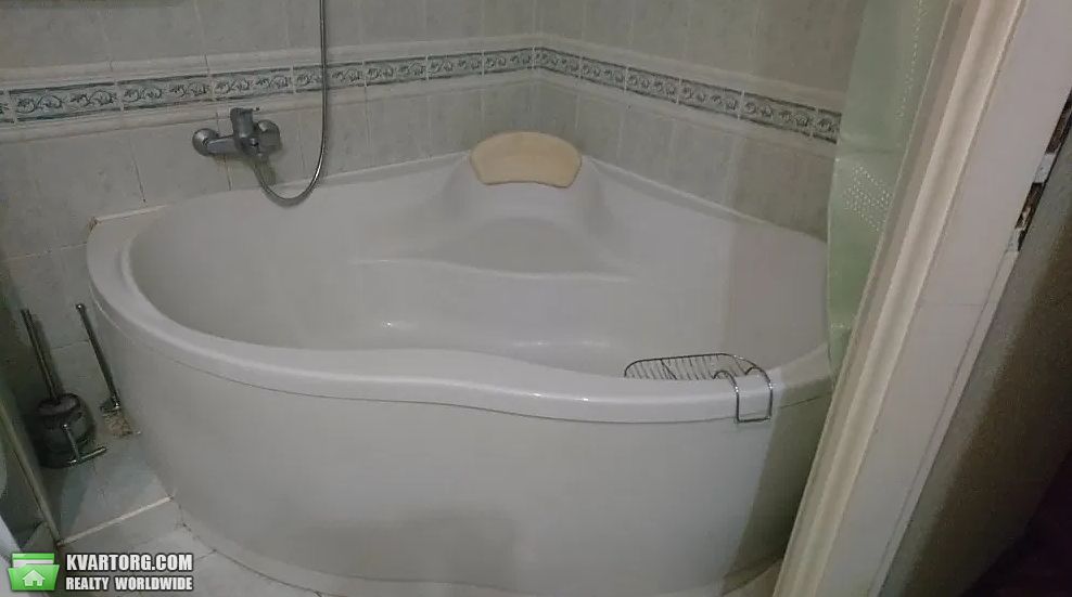 Rent out 3-room apartment. Киев, Павла Тычини — photo 10