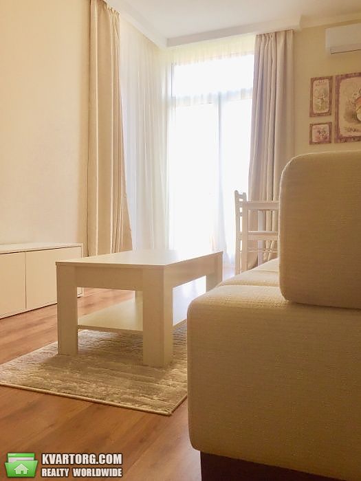 Rent out 2-room apartment. Киев, Регенераторная — photo 1