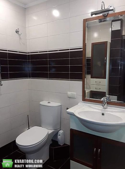 Rent out 2-room apartment. Киев, бул Дарницкий — photo 10