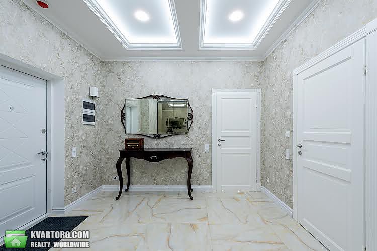 Rent out 2-room apartment. Киев,  Щорса — photo 2