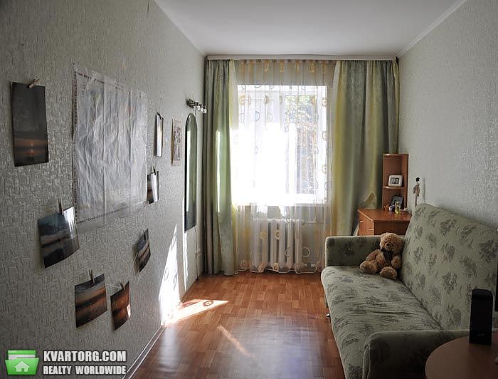 Sell 2-room apartment. Киев,  Дегтяревская — photo 2
