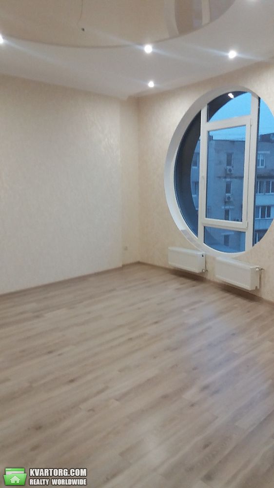 Sell 2-room apartment. Одесса, Героев Сталинграда — photo 1