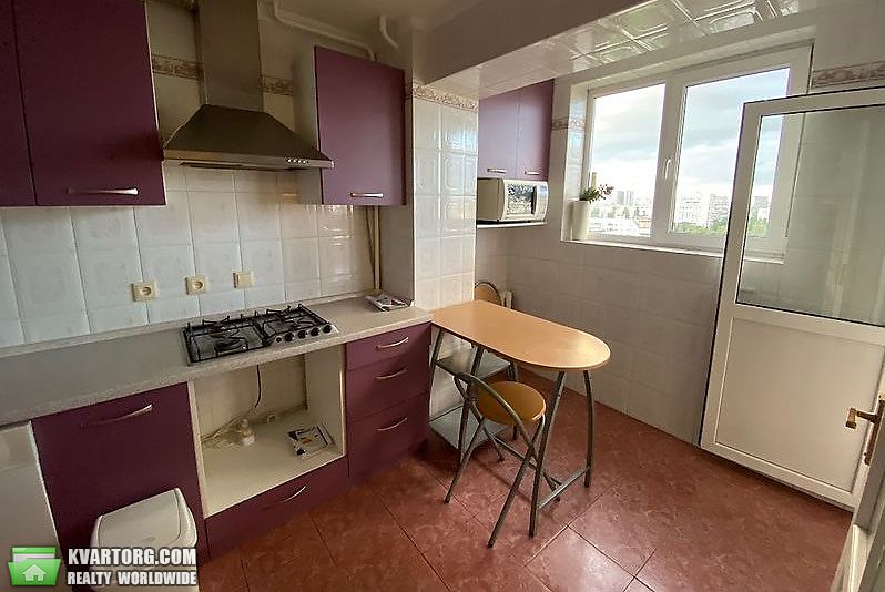 Sell 1-room apartment. Киев,  Русановская наб — photo 2