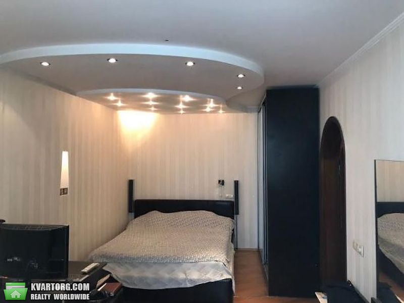 Sell 2-room apartment. Киев,  Приречная — photo 3