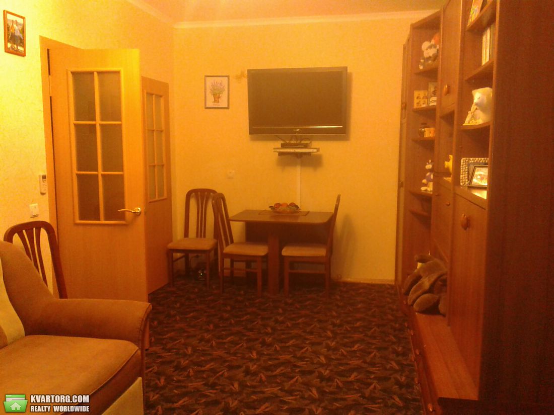 Sell 2-room apartment. Днепропетровск, Выборгская — photo 1