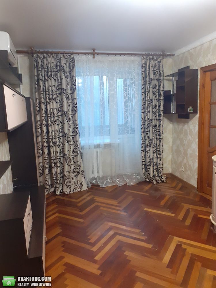 Sell 2-room apartment. Киев,  Соломенская — photo 3