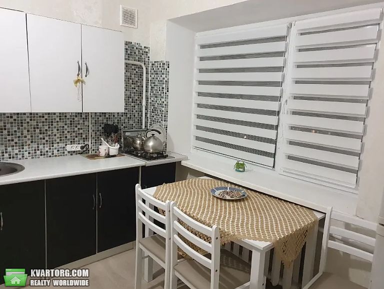 Rent out 2-room apartment. Киев, прспект Гагарина — photo 3