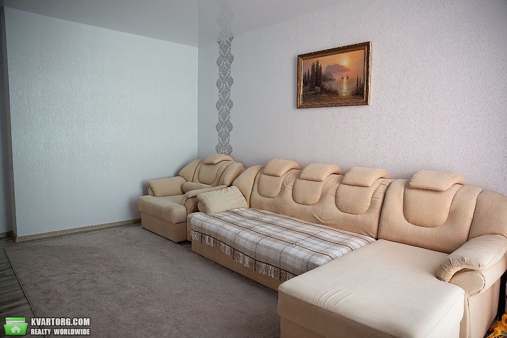 Sell 3-room apartment. Киев, Регенераторная — photo 1