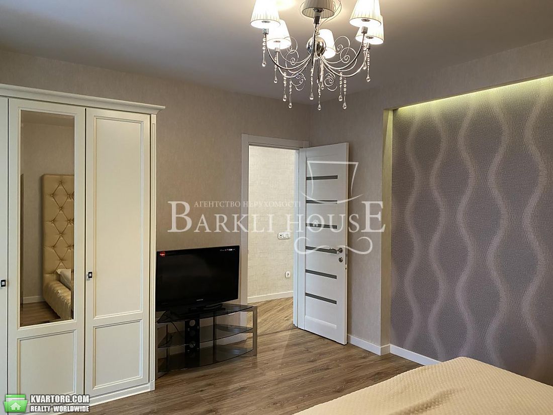 Rent out 3-room apartment. Киев,  Днепровская наб — photo 6