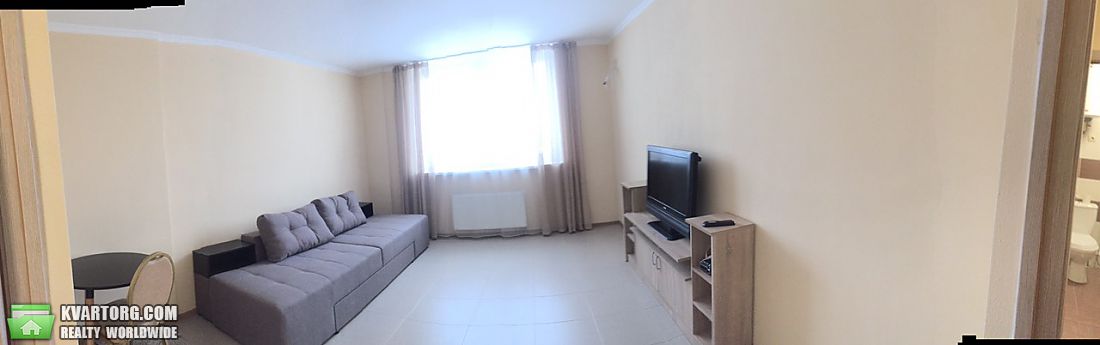 Rent out 1-room apartment. Киев,  Крушельницкой — photo 1