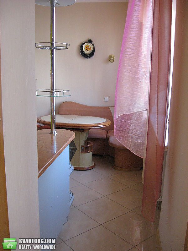 Rent out 3-room apartment. Киев,  Тимошенко — photo 6