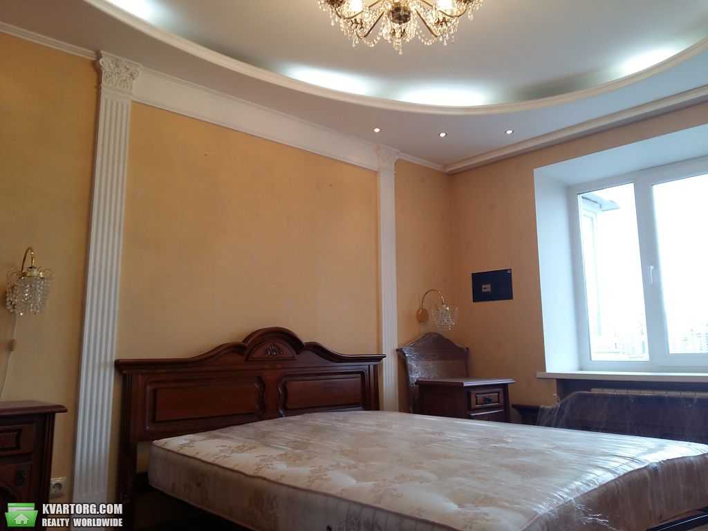 Sell 3-room apartment. Киев,  Бажана — photo 1