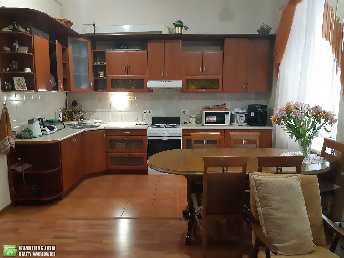 Sell 2-room apartment. Одесса, Нежинская  улица — photo 1