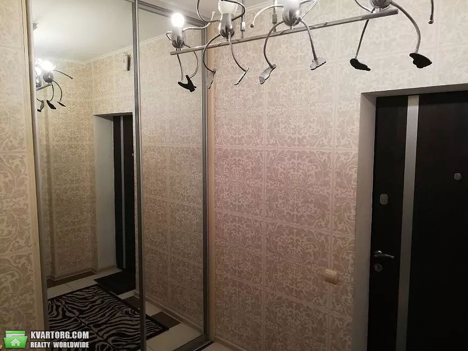 Rent out 2-room apartment. Киев, Днепровская набережная — photo 8