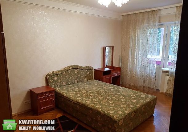 Rent out 3-room apartment. Киев,  Наумова — photo 9