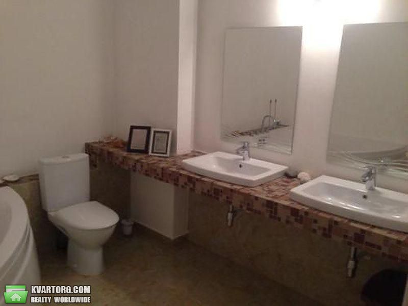 Rent out 3-room apartment. Киев,  Клименко — photo 9