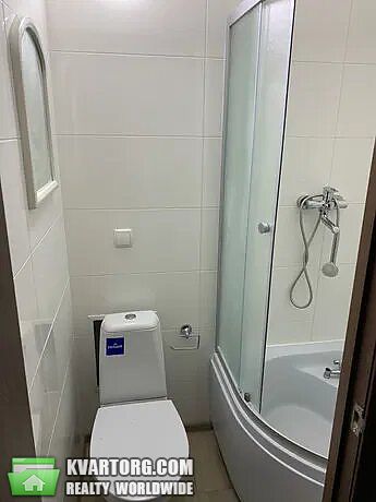 Rent out 3-room apartment. Киев,  Харьковское шоссе — photo 4