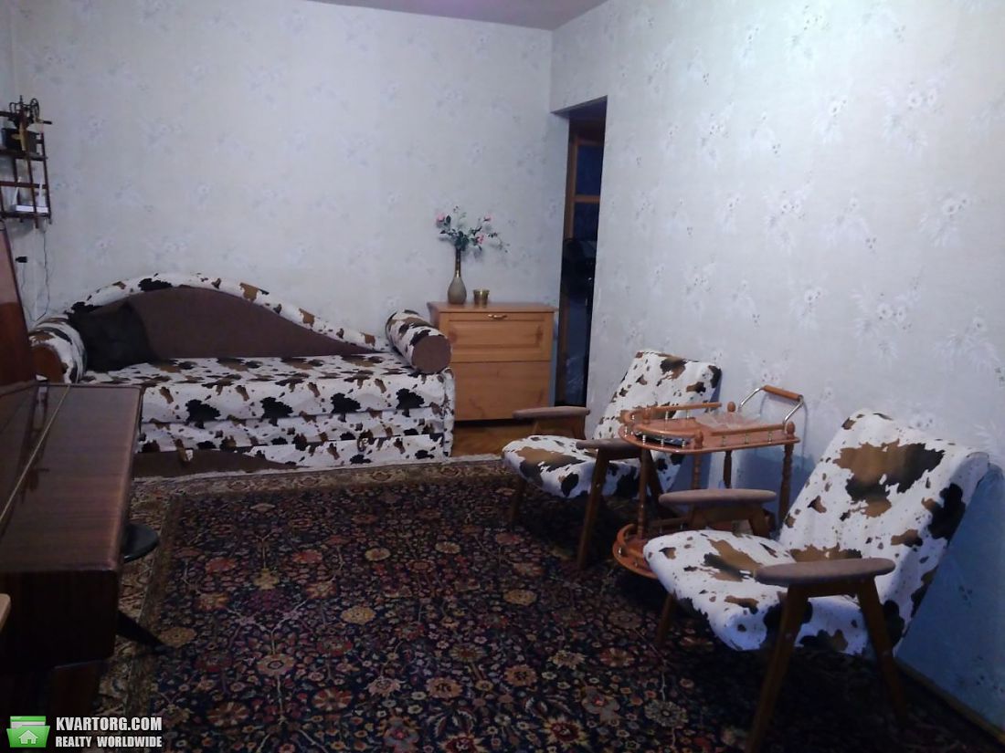 Rent out 2-room apartment. Днепропетровск, Писаржевского — photo 1