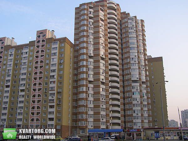 Rent out 3-room apartment. Киев,  Урловская — photo 10