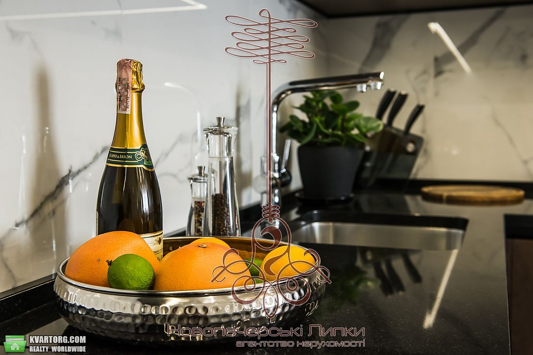 Sell 2-room apartment. Киев,  Драгомирова — photo 9
