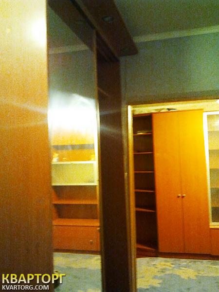 Rent out 2-room apartment. Киев,  Булаховского — photo 3