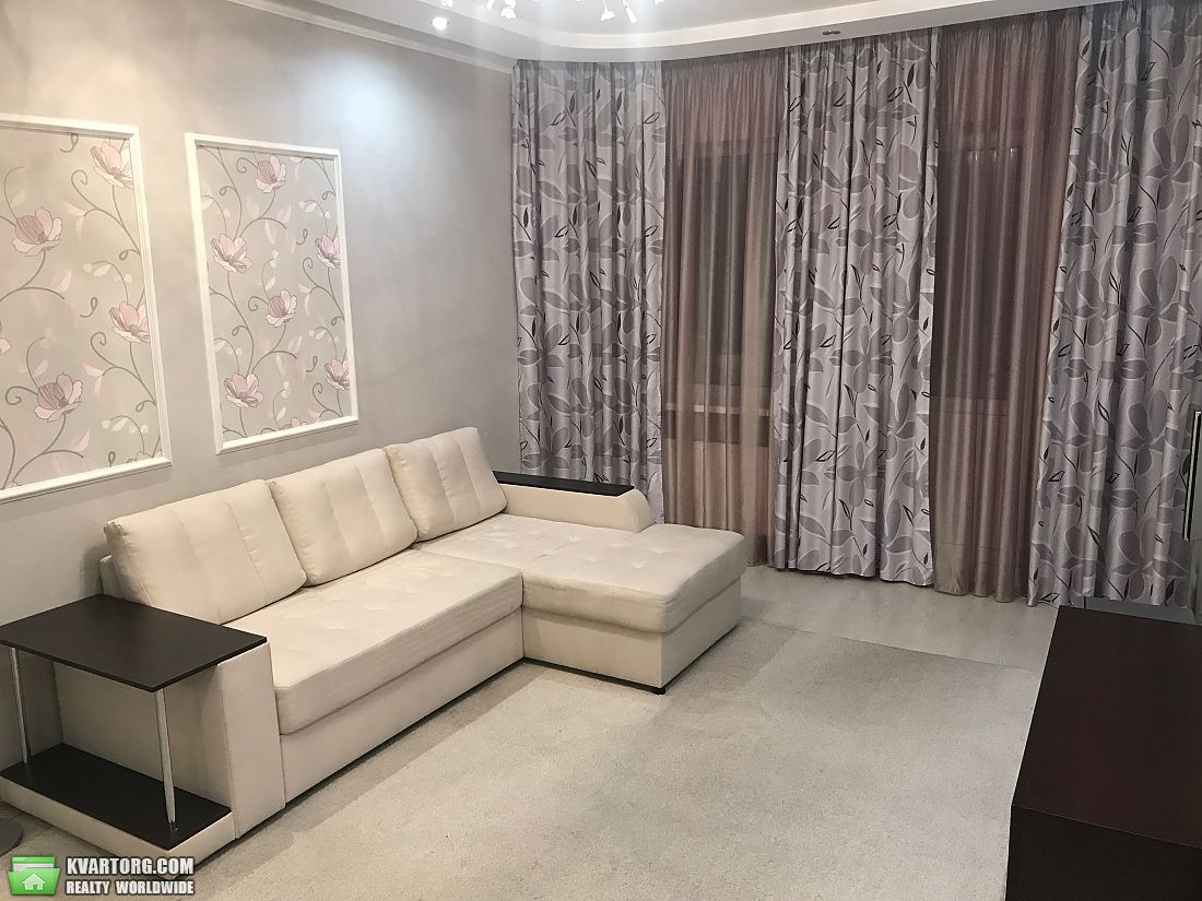 Sell 1-room apartment. Киевская обл., Амосова — photo 1