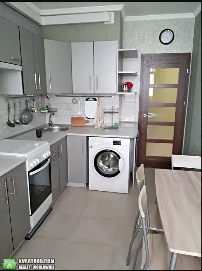 Rent out 2-room apartment. Киев,  Лобачевского пер — photo 5