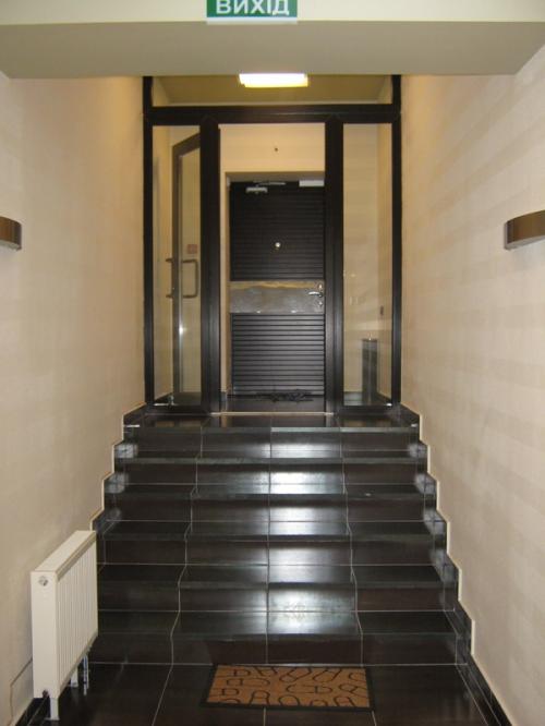 Rent out office. Киев, Лукъяновская — photo 1
