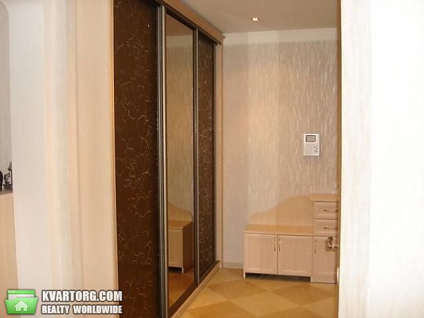 Rent out 2-room apartment. Киев,  Гетьмана — photo 1